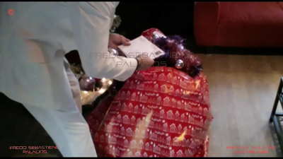 Mama, ngithole isipho sami sikakhisimusi unondindwa womama onoboya onoboya onembongolo ehlanya ngeqhude